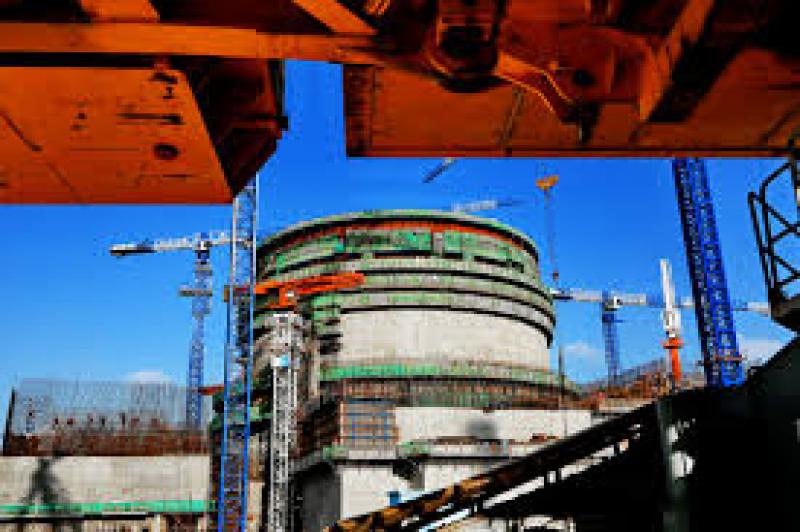 华龙一号全球首堆主泵组装工作开始