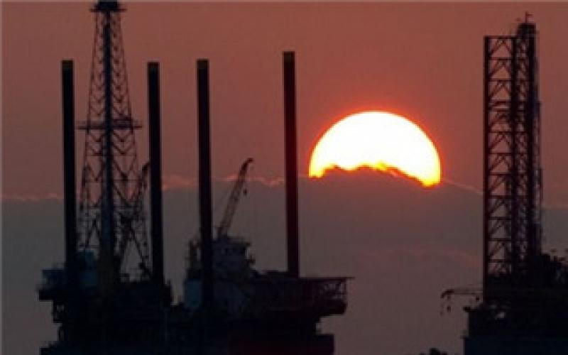 挪威石油工人将关闭大陆架上的更多钻井平台