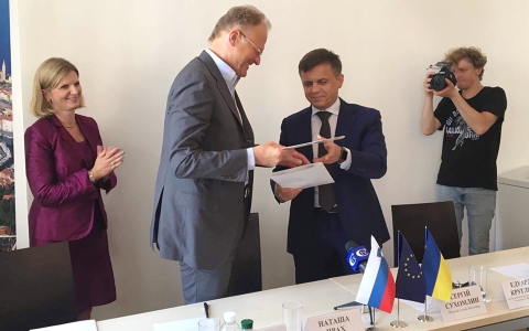 斯洛文尼亚在日托米尔建造的11兆瓦太阳能发电厂