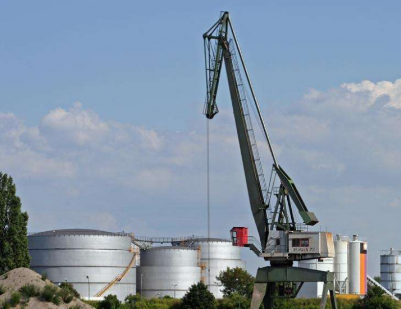 伊拉克汽柴油供应紧张