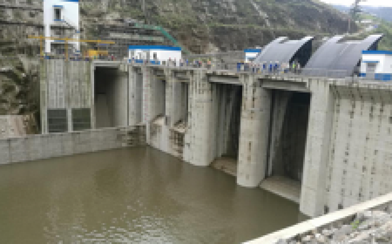厄瓜多尔德尔西水电站三台机组通过72小时试运行
